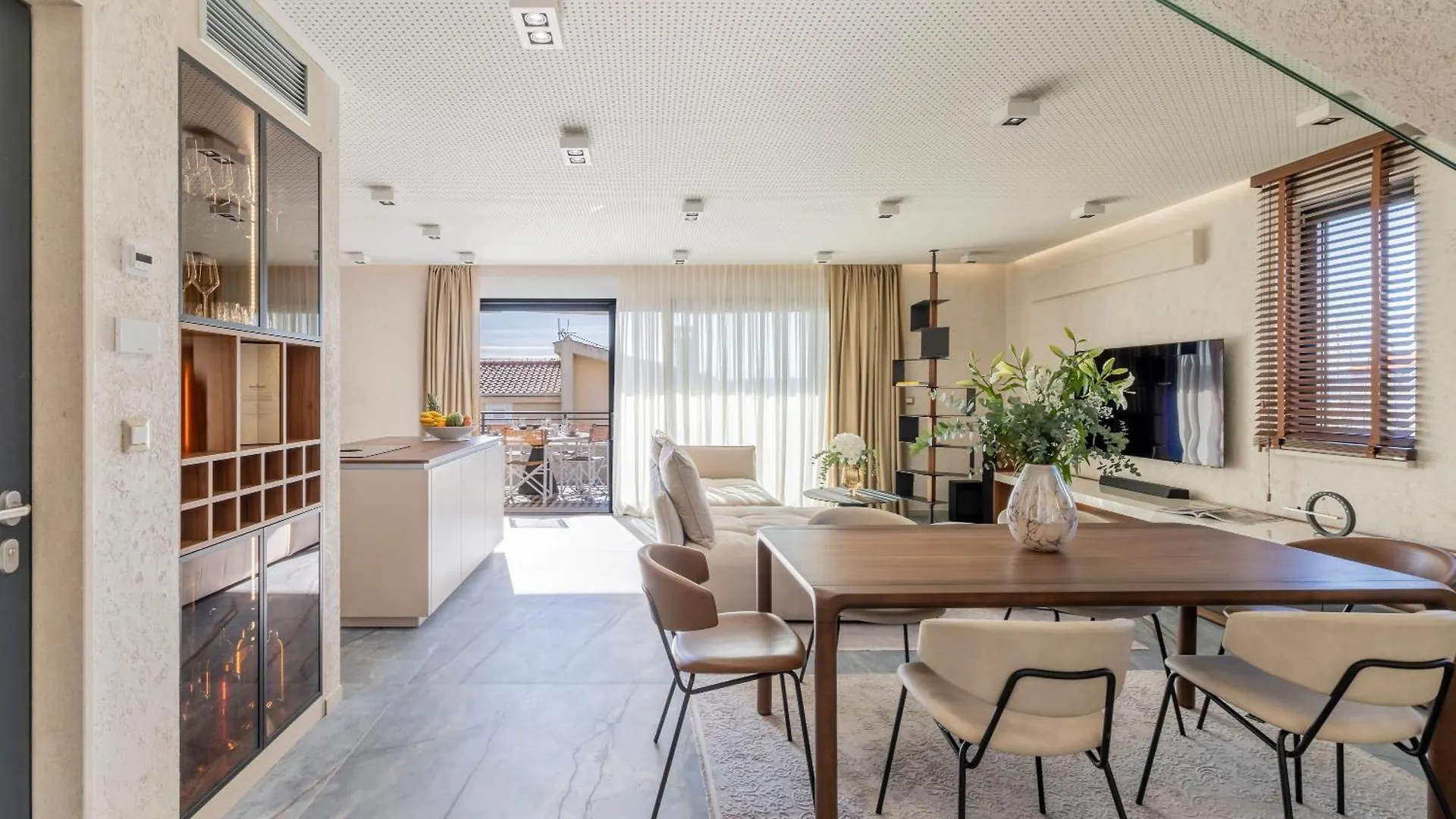 Penthouse West Side Apartment Kastela Croatia