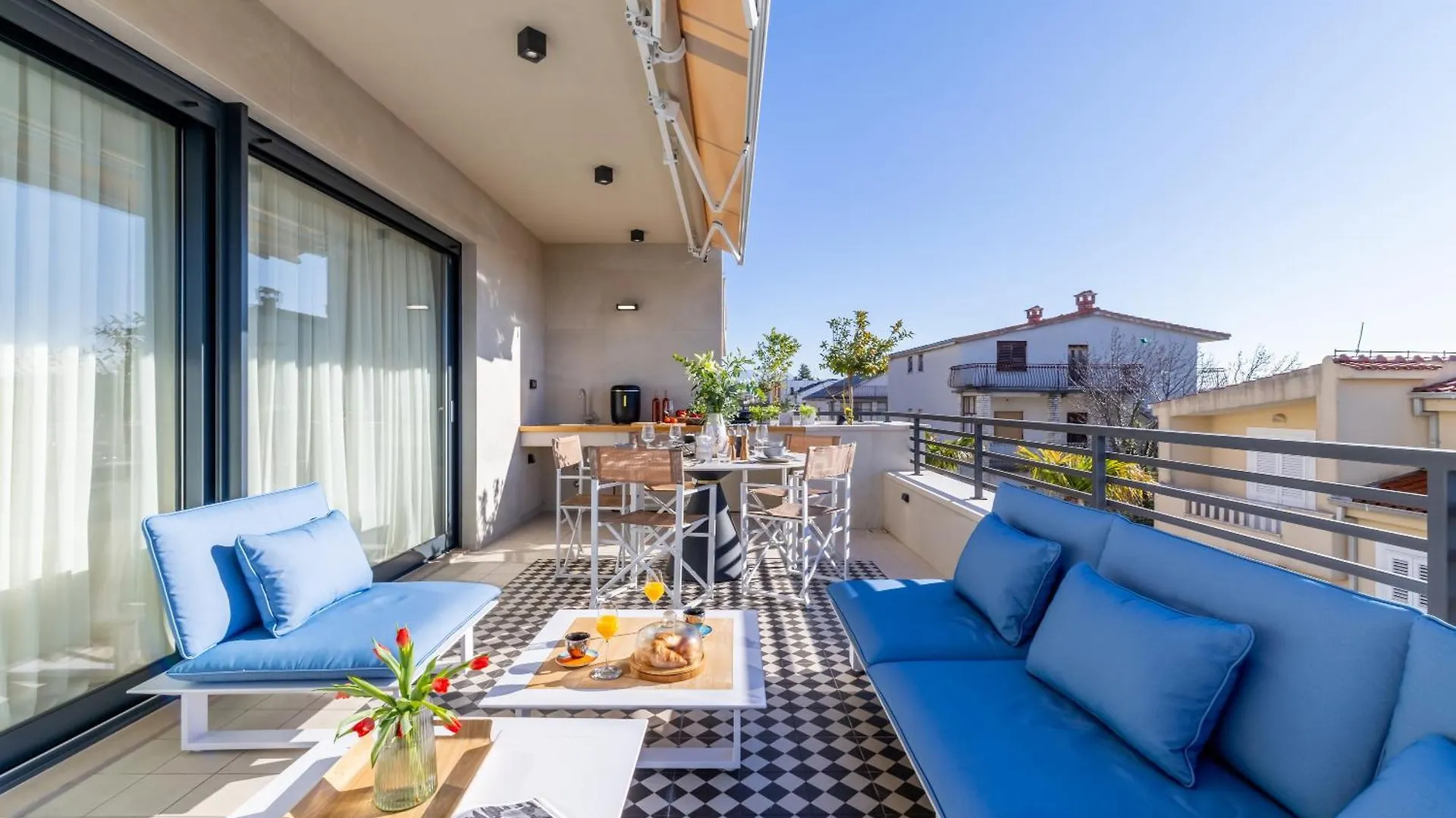 Penthouse West Side Apartment Kastela Croatia